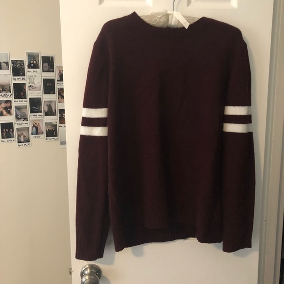 Forever 21 Sweaters - Maroon varsity knit sweater